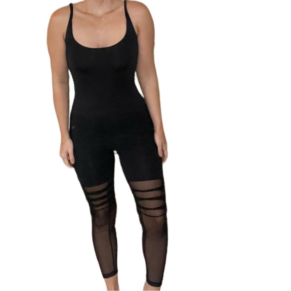 Half mesh black cotton high rise leggings Sz medium/large - Picture 1 of 8